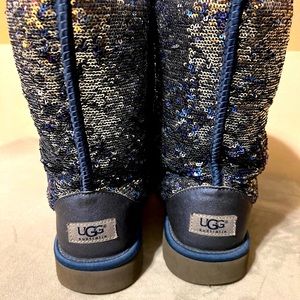 UGG Navy Blue SEQUIN BOOTS!